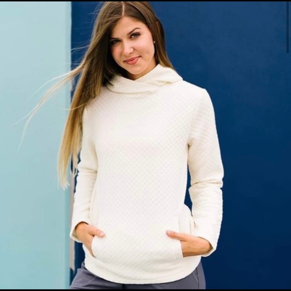Zyia Active, Cream Quilted Hooded Pocket Hoodie, L